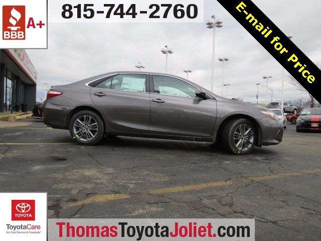 2017 Toyota Camry SE 4dr Sedan